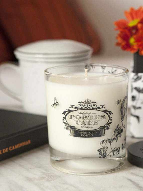 PC Floral Toile candle_1