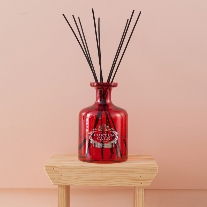 Portus Cale Red Glass and Silver Label 2L Diffuser Bottle - Aroma