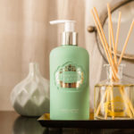 The White Crane Body Lotion is the relaxing finishing touch for fragrant, pampered skin.